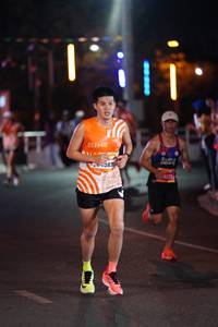 BIB: 383, 8225
                            <button type="button" onclick="openModal(23058223)" class="btn btn-primary btn-sm float-right btn-popup" data-toggle="modal" data-target=".modal-high-quality">
                        <i class="fas fa-shopping-cart"></i> Add to Cart
                    </button>
                                            <button type="button" onclick="isThisMe(23058223, true)" class="btn btn-success btn-sm float-right btn-popup btn-isme hidden" data-toggle="tooltip" data-placement="bottom" title="นี่คือรูปของคุณใช่ไหม คลิกที่นี่เพื่อเอาเข้าอัลบั้ม">
                        <i class="fas fa-plus"></i> Add to album
                    </button>
                    <button type="button" onclick="isThisMe(23058223, false)" class="btn btn-warning btn-sm float-right btn-popup btn-isnotme hidden">
                        <i class="fas fa-ban"></i> Remove from album
                    </button>